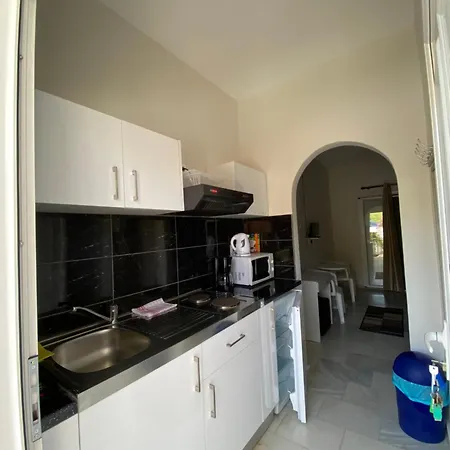 Basilika Haus Georgia Apartman Marathiász